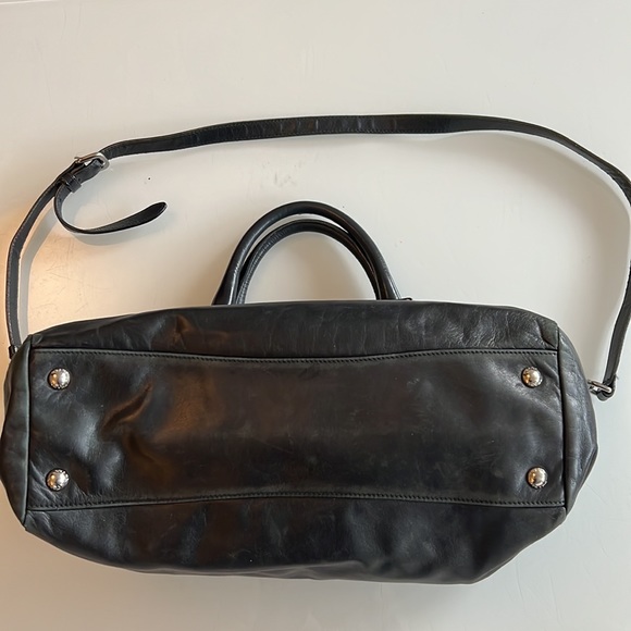 Vintage Prada Leather shoulder bag - Picture 4 of 7